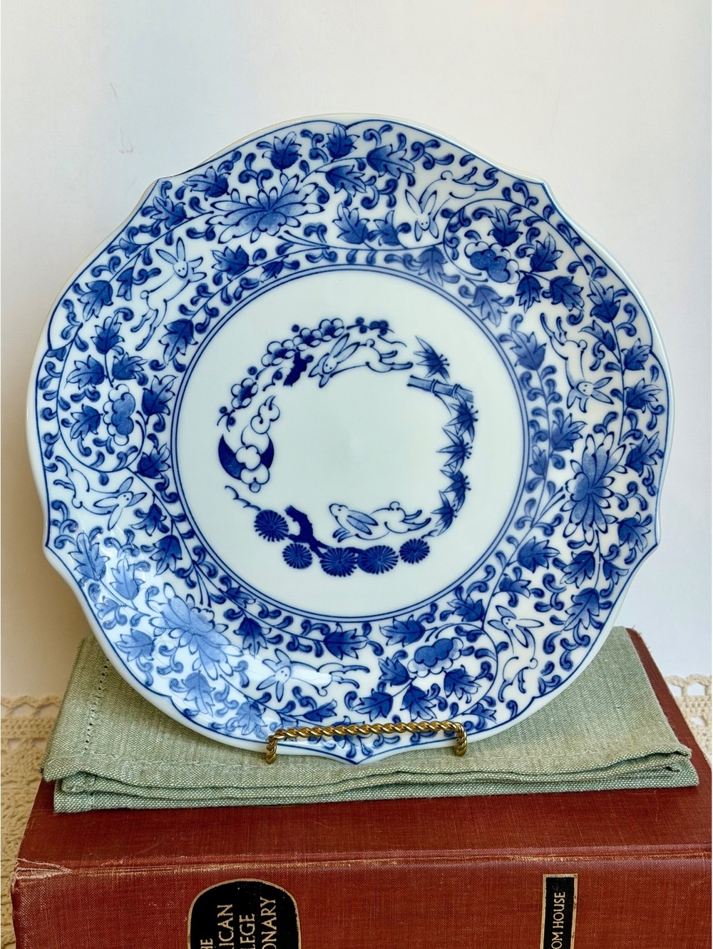 Vintage Andrea by Sadek Blue White Rabbit Floral Porcelain Plate Japan 9.25”